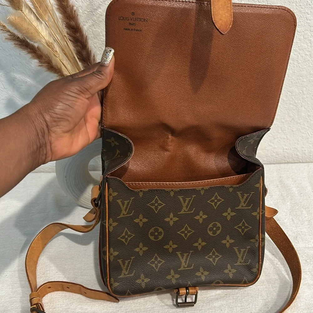 LOUIS VUITTON Monogram Cartouchiere MM Shoulder Bag M51253 LV Auth yk14704